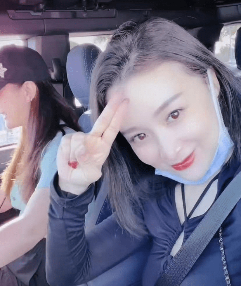 原创42岁女星姚芊羽罕晒近况生活惬意显奢华感情状况或有新进展