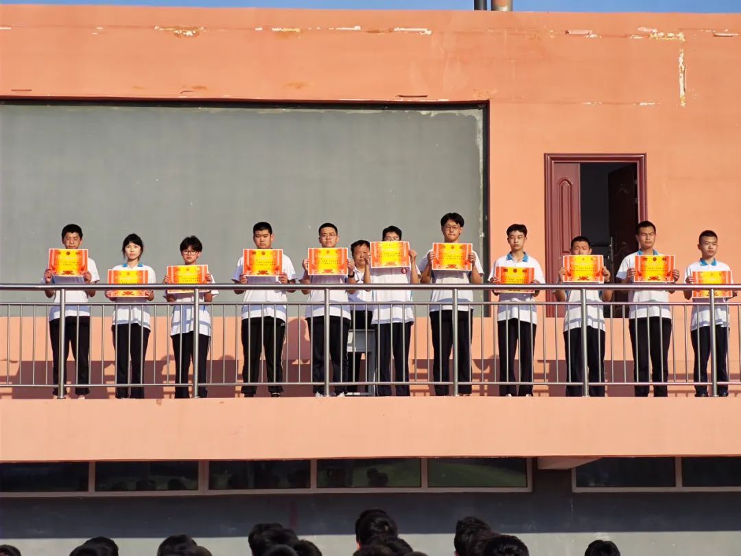 衡水市郑口中学举办跑操比赛暨班会示范课活动