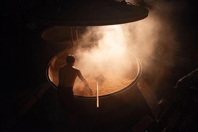 坚守134道酿酒工序终成就将王台酱15的品质和口感