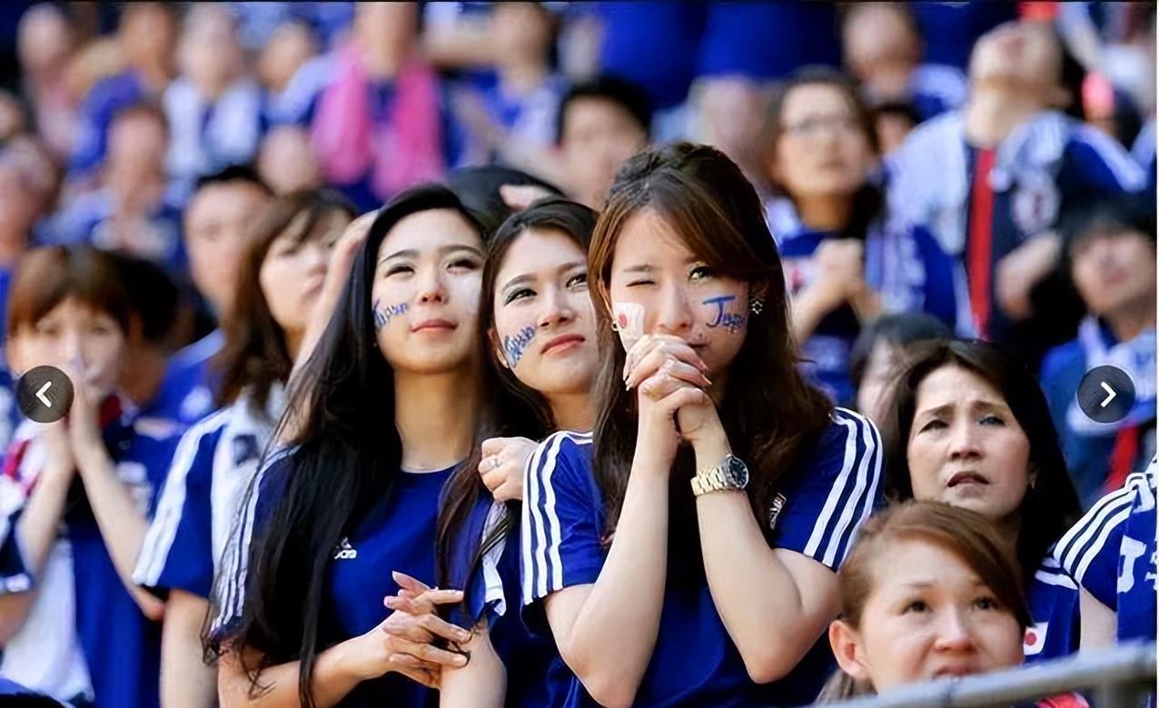 原创世界杯不只是足球的盛宴32强各国女球迷看台上争奇斗艳
