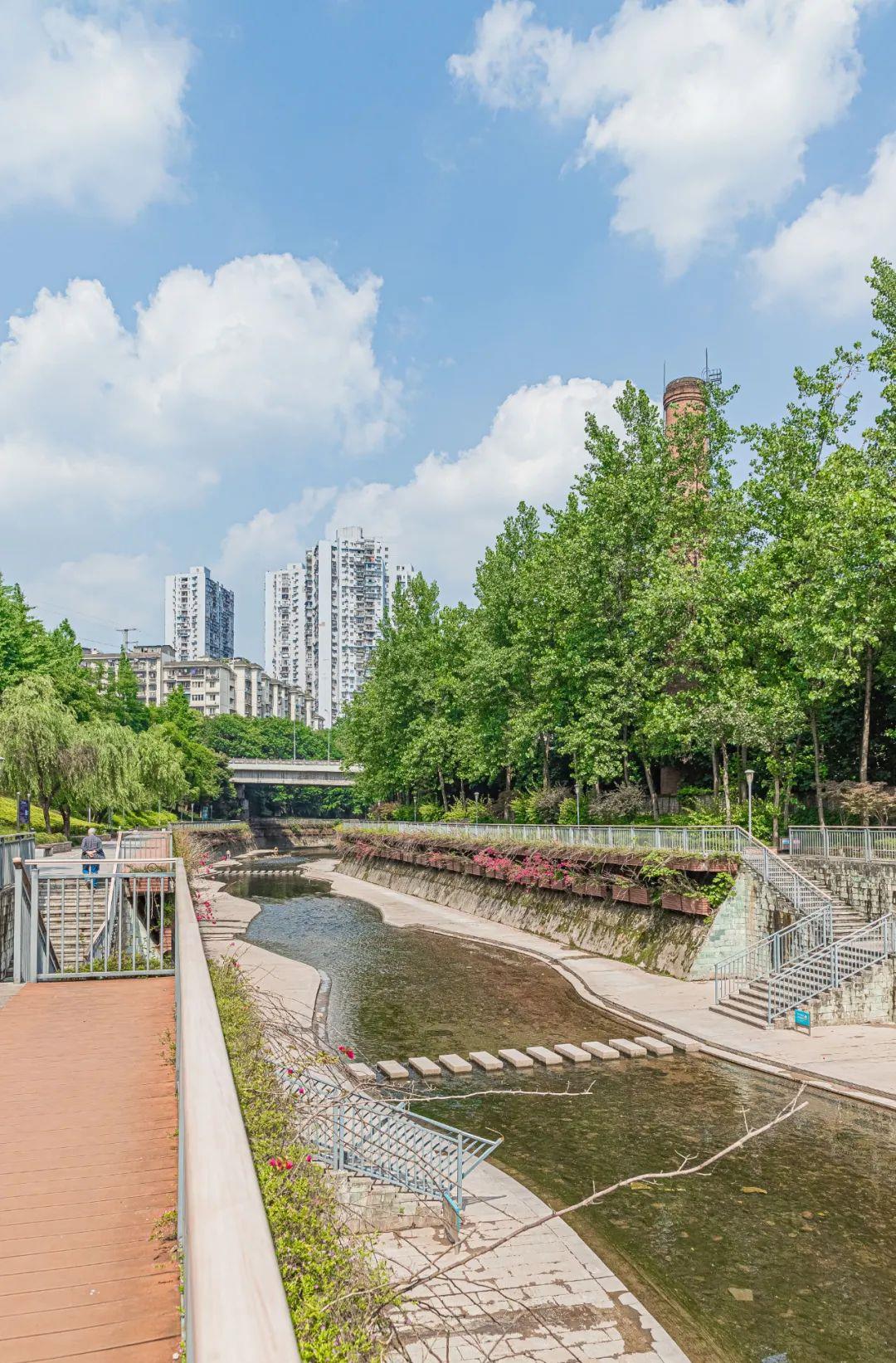 依山就势,以水为媒的「盘溪河公园步道」,作为江北区自2018年以来计划