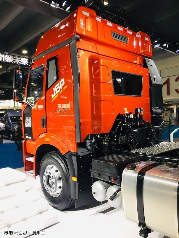 解放j6p卡车模型评测,通过对比真车,带您看它到底好在哪里