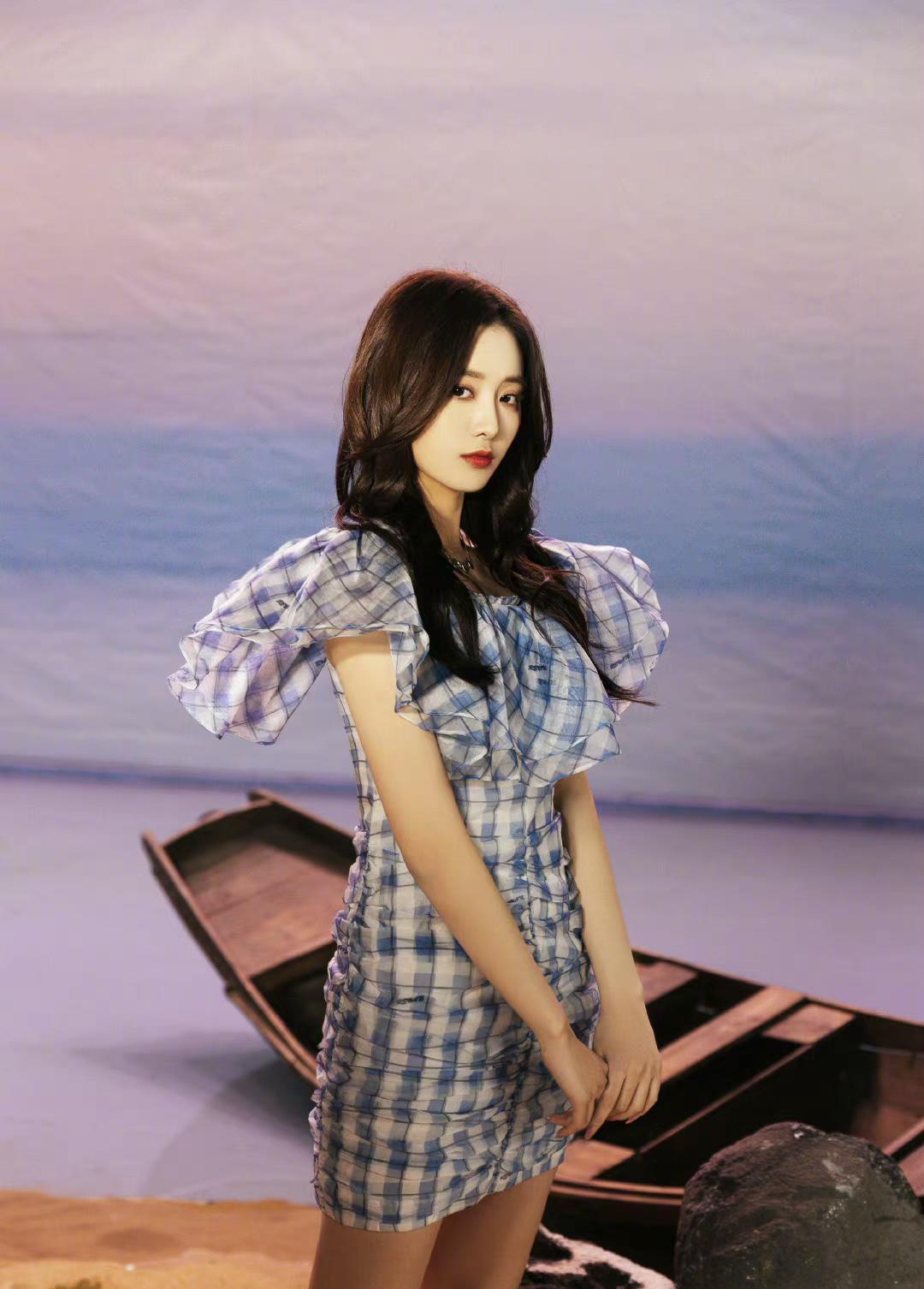 徐艺洋新歌mv造型释出每一套都超温柔甜美元气女团气质满满