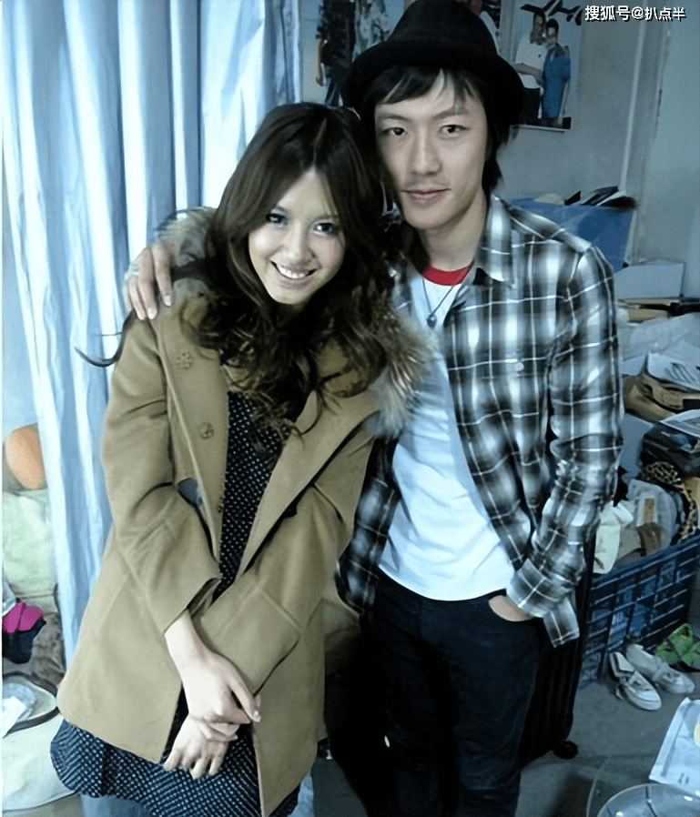 原创六位前任搞定前夫踢走许婧张子萱如今多幸福之前就多狠