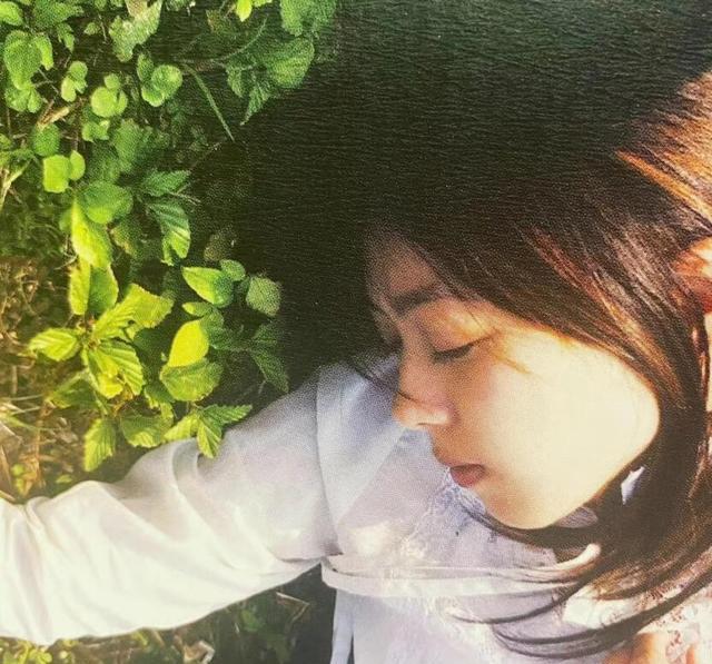 一直走在"黑红"的路上,陈绮贞把自己活成了人间烟火_钟成虎_伍佰_女生