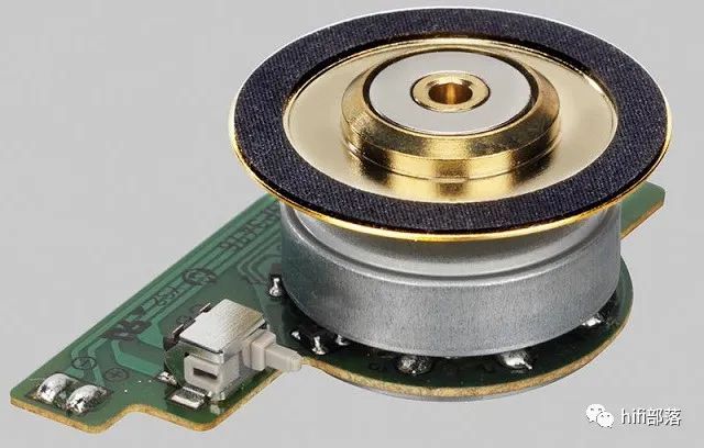 日本金嗓子/Accuphase DP-560 SACD/ CD 播放机展现优美声音_产品