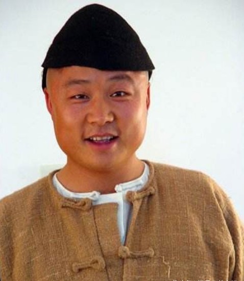 今一个身家上亿成养鸡大户,一个成国家一级演员_赵亮_吴军_角色