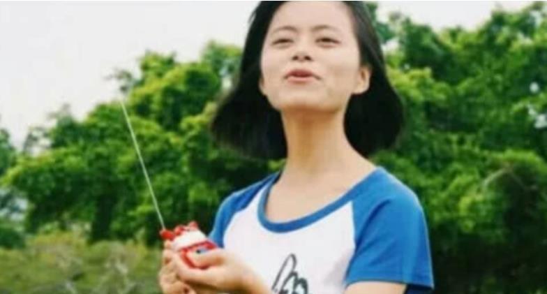 看看马云儿子马元坤，再看看女儿马雪，网友：这基因实在太强大！