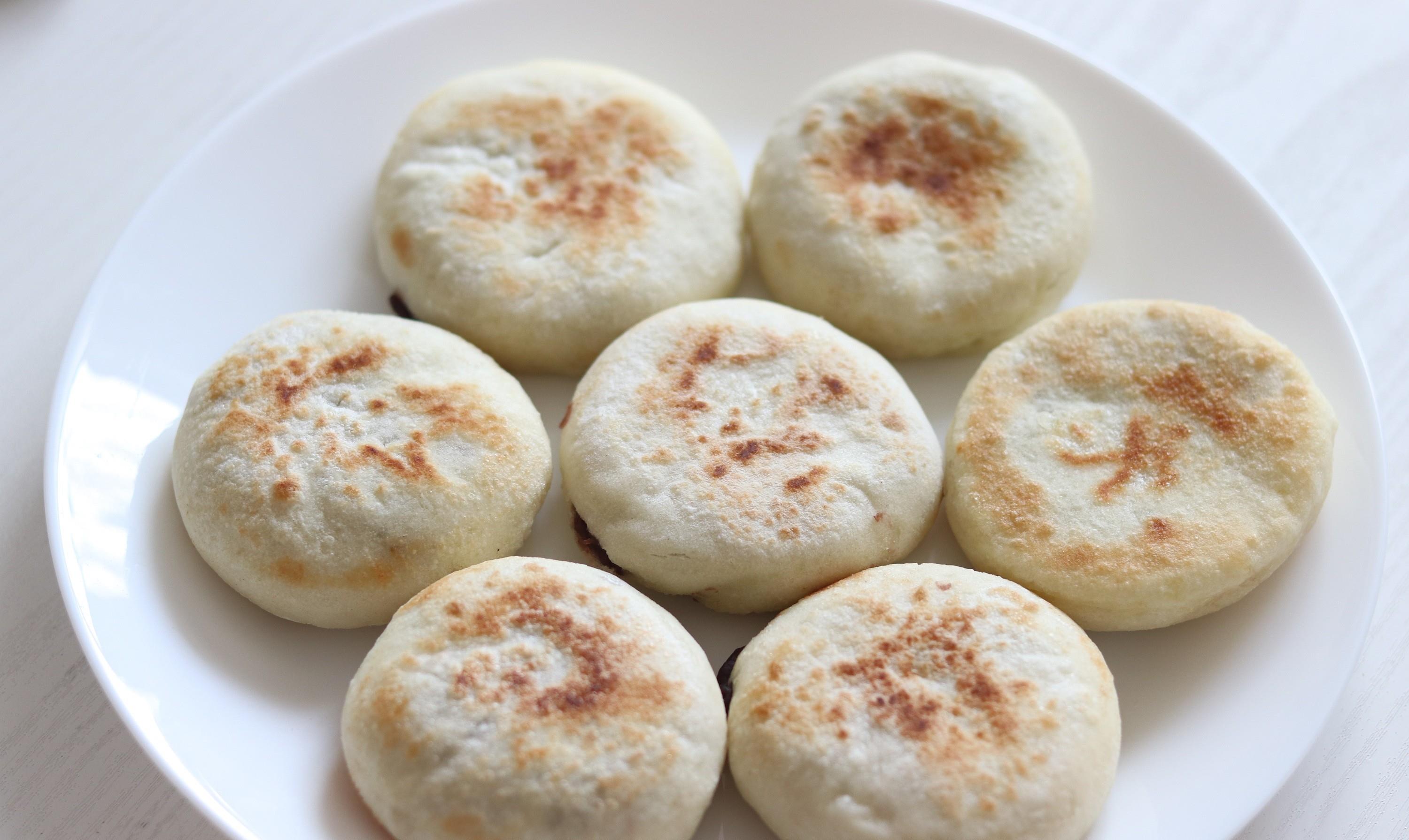 原创早餐不用买用这个方法做豆沙发面烧饼15分钟就上桌全家都爱