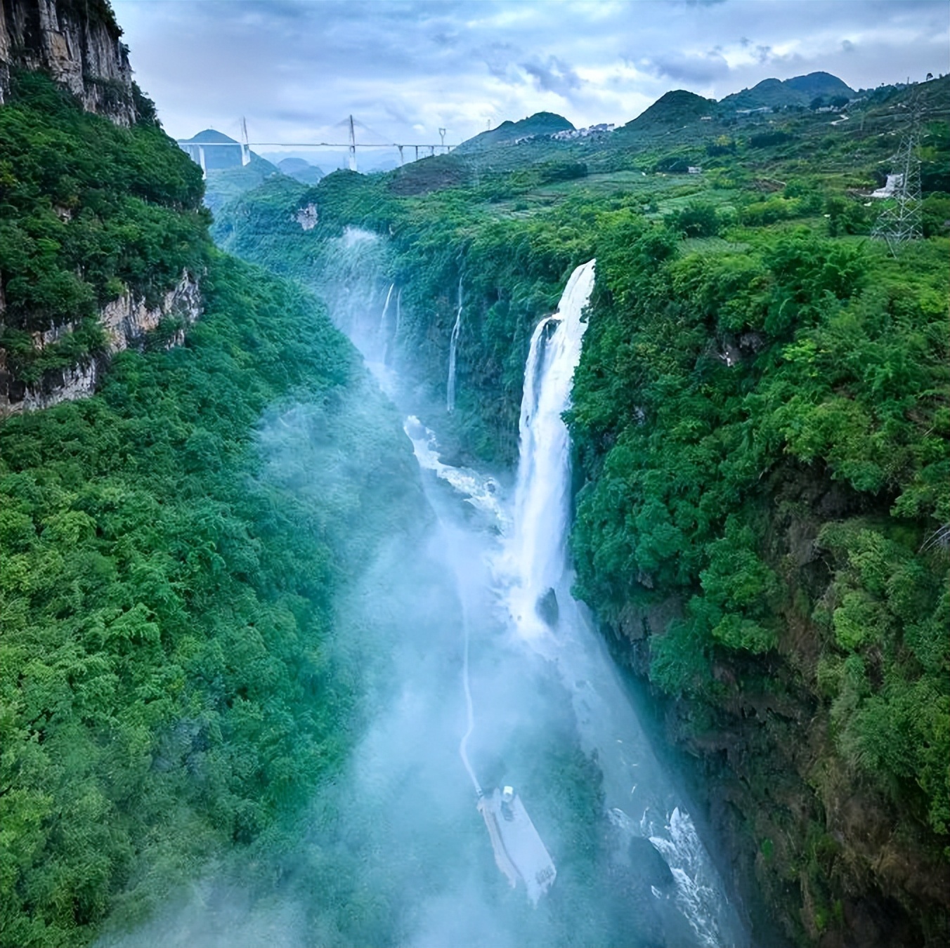 马岭峡谷旅游景区图片