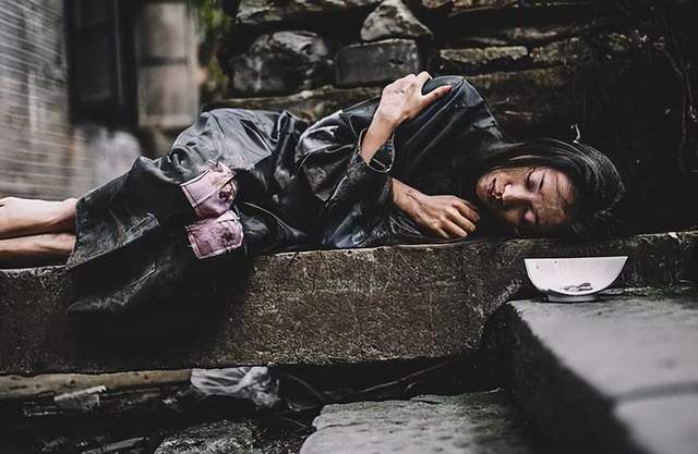 原创
民国蒲城丐帮叫练子行,吴大财主不买账,他们用“妙”招将其制服