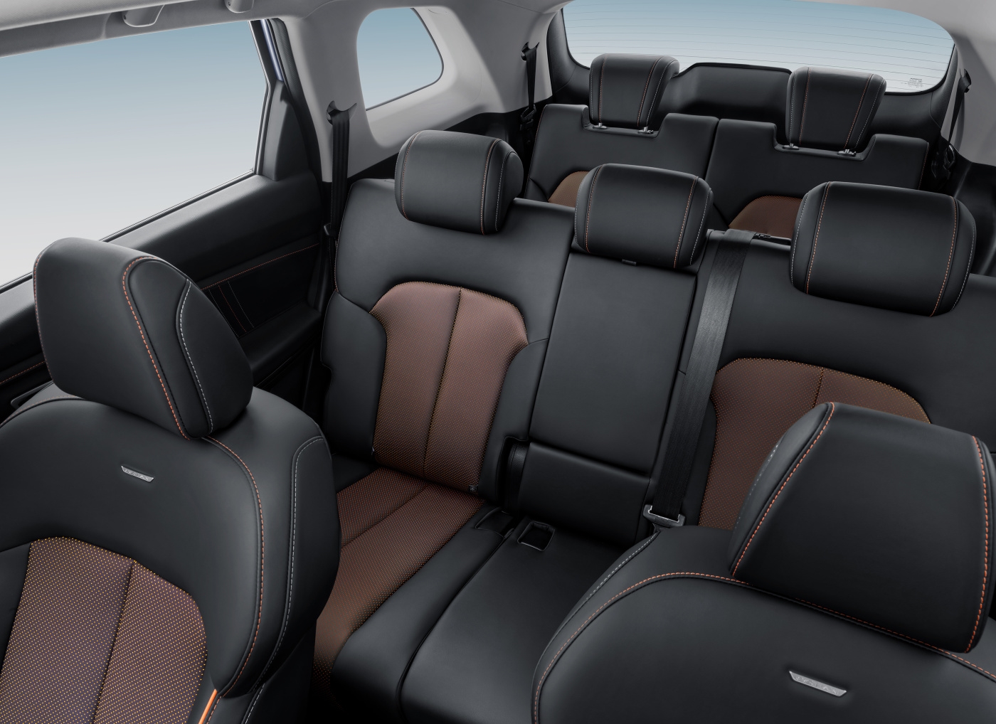 7座的国民级suv长安欧尚x7plus内饰官图发布