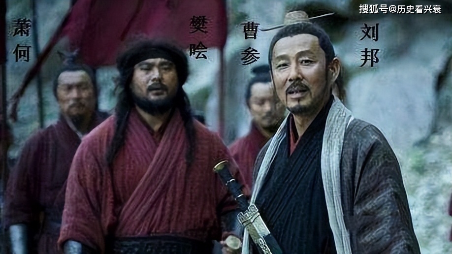 曹参听到萧何去世消息后,告诉家里人赶快整理行装,说道:"我将要入朝当