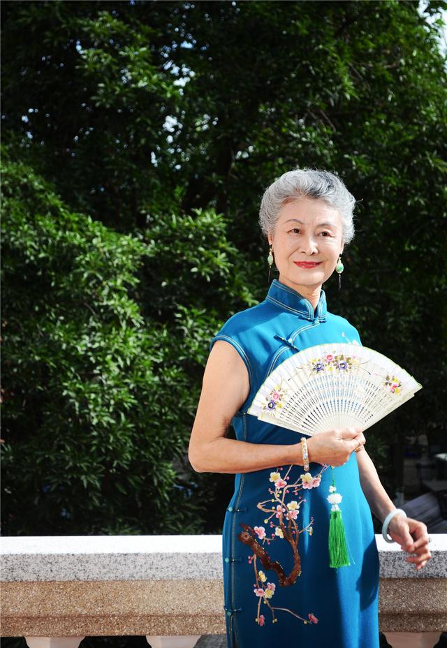 干中国老太太图片