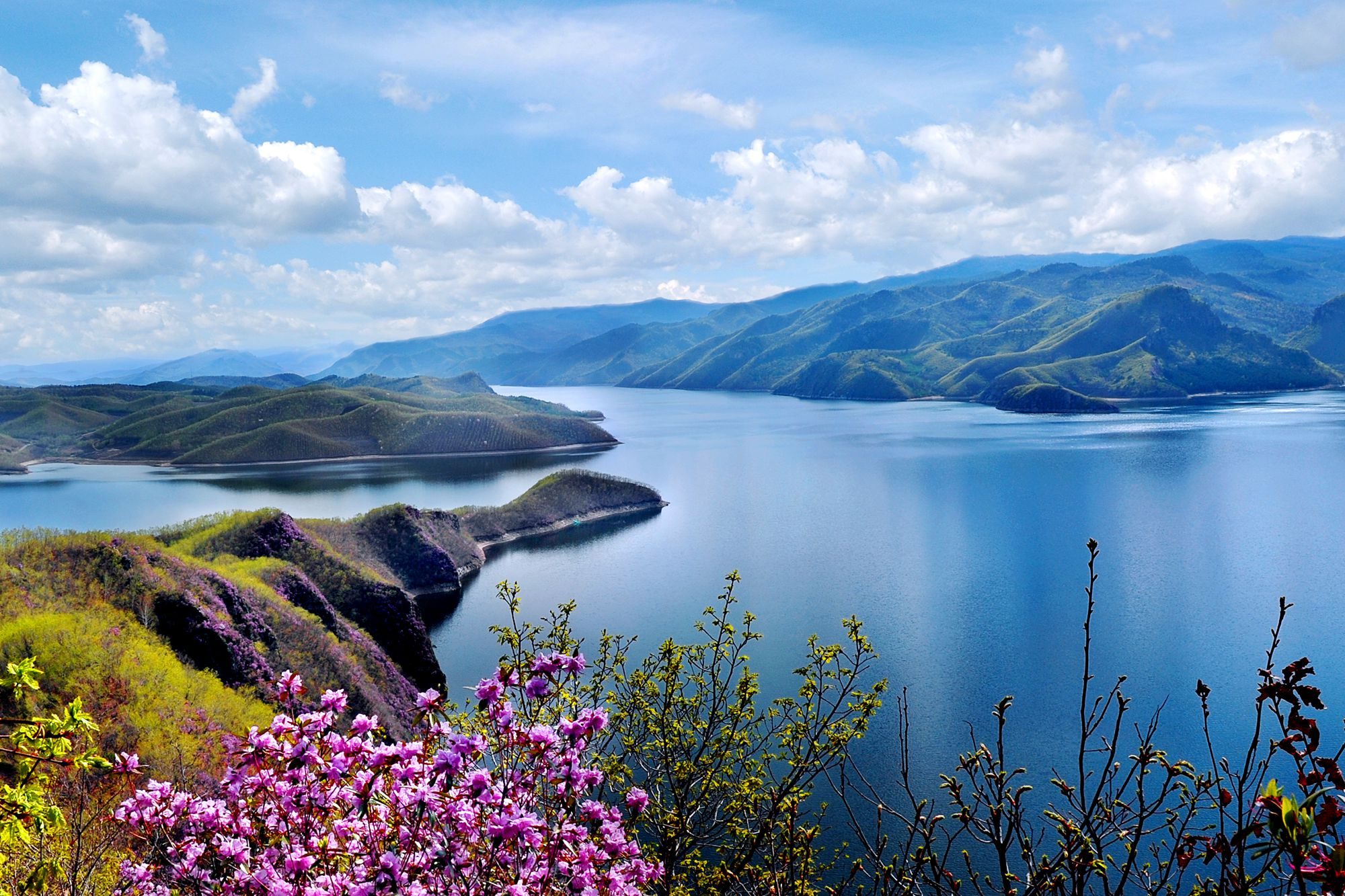 牡丹江有一处莲花湖景区