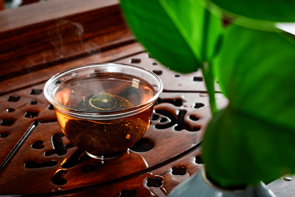 你泡的茶，这4种茶汤现象，你未必都见过_茶叶_绒毛_泡沫
