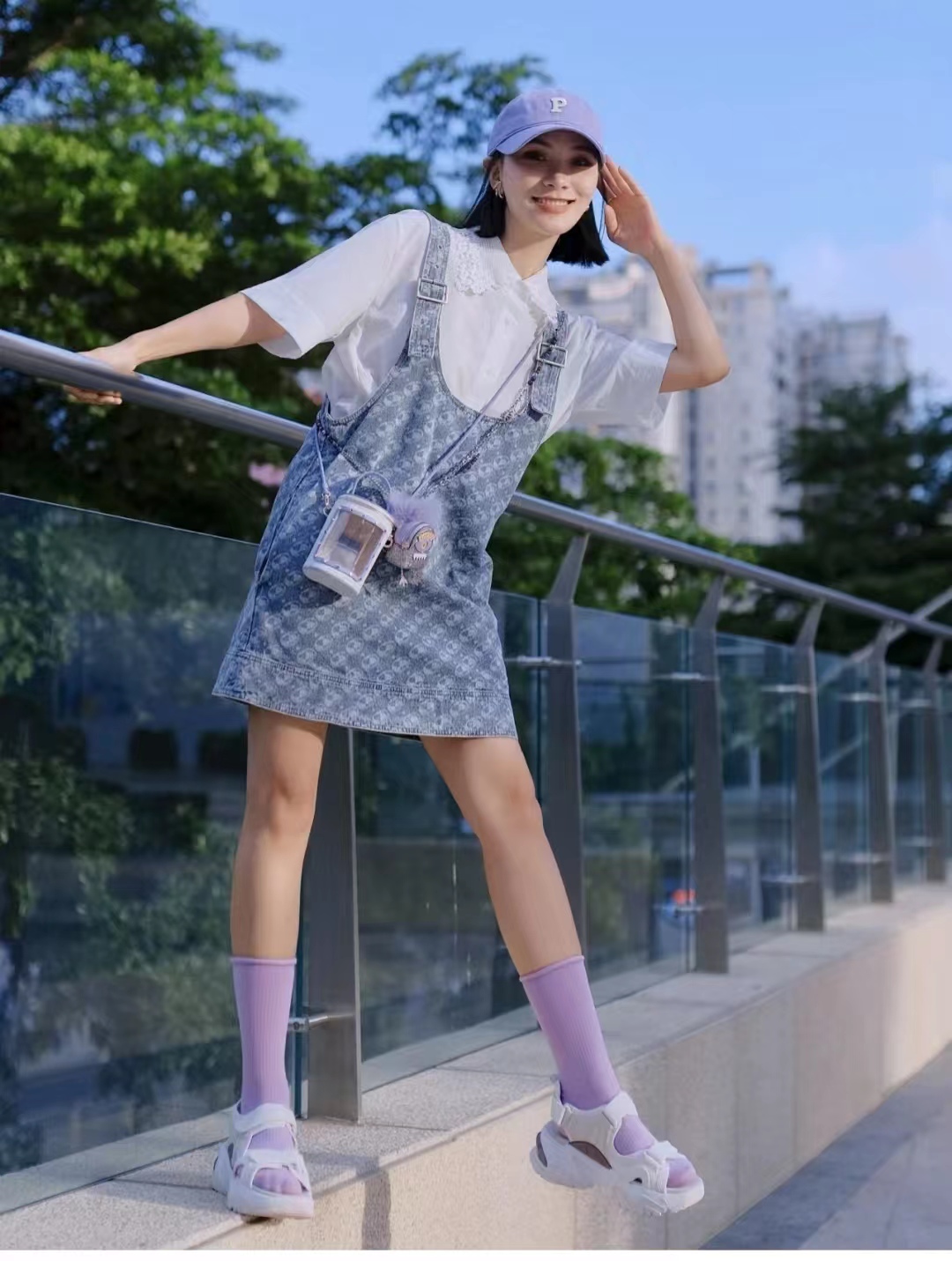 短袖衬衫搭配什么裤子好看