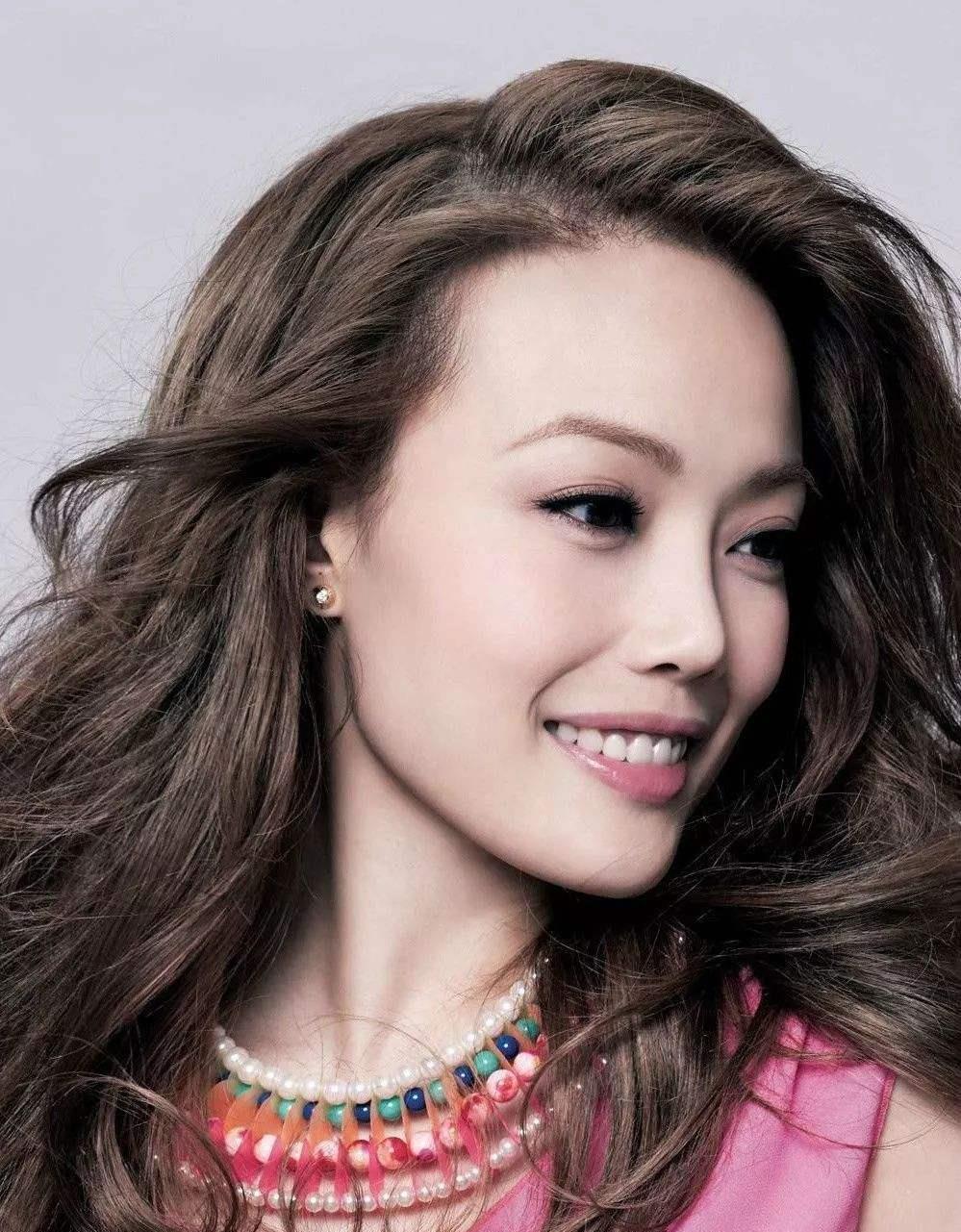 原创同样是厚嘴唇为什么女明星们就能那么美还那样的时尚万种