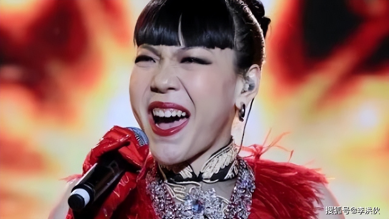 曾经的中国版Lady Gaga,如今成流量弃儿