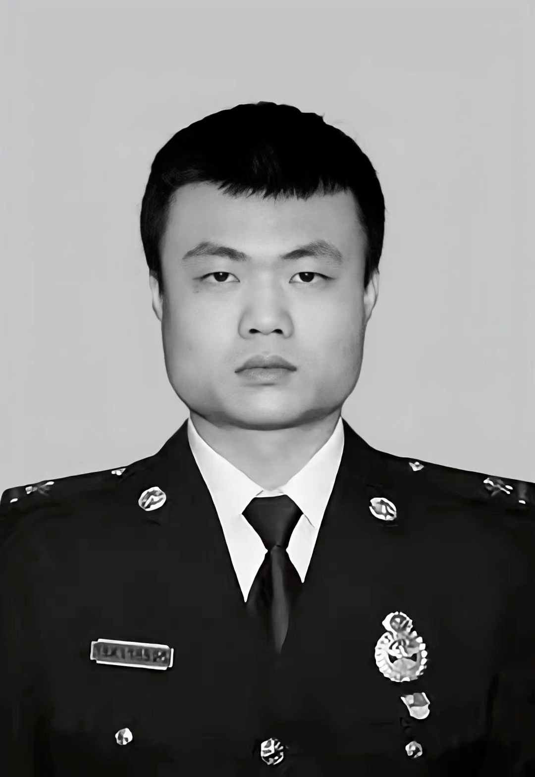 应急管理部批准龙耀瑾同志为烈士