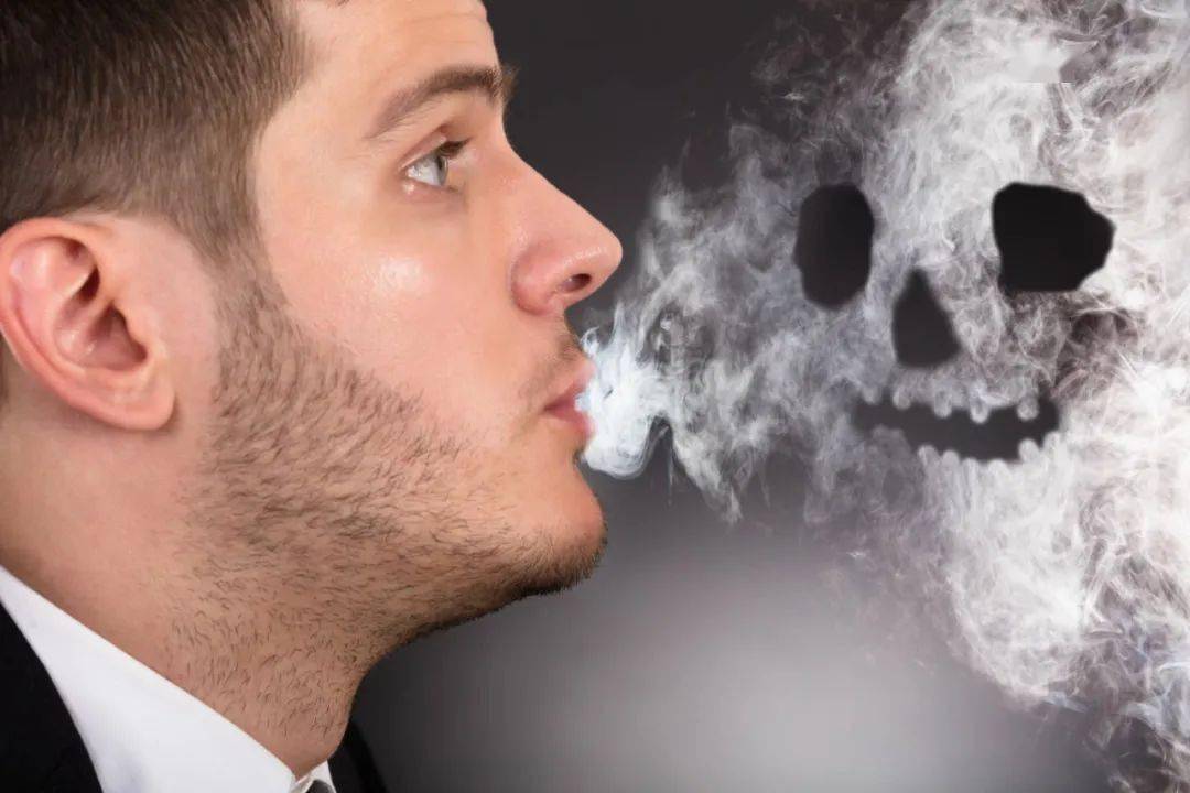 肺部有病,痰液先知!黑痰、黄痰、绿痰代表啥?看完涨知识了_疾病_患者_病毒