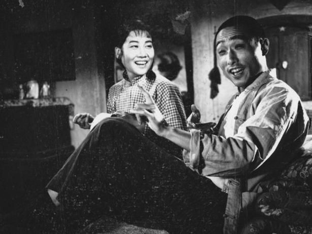 旺,他的演艺事业再迎高潮,还荣获了第2届大众电影百花奖最佳男配角奖