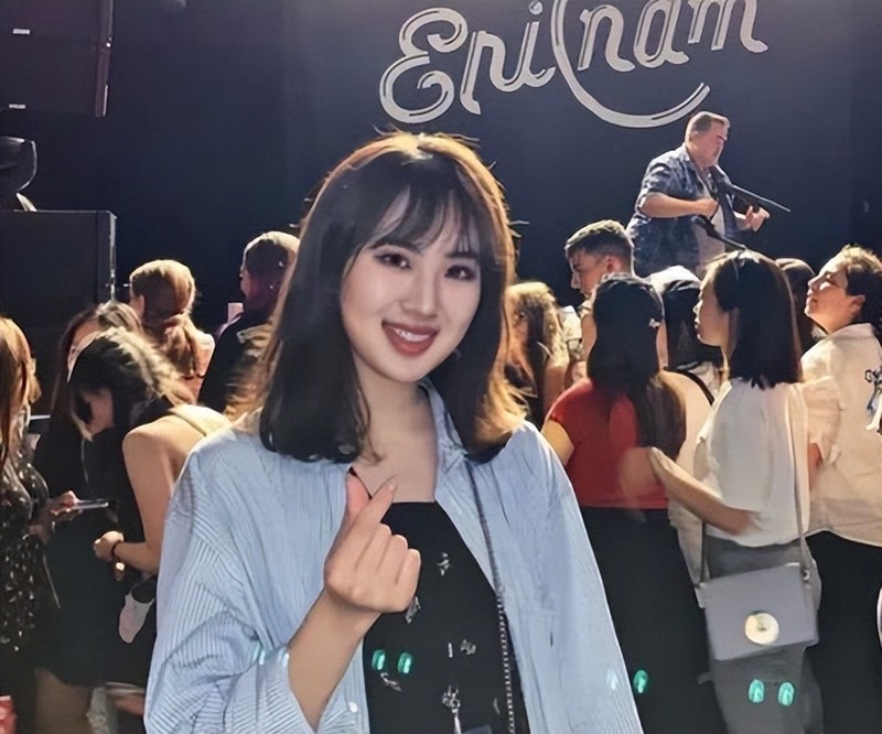 "姚安娜,哈佛大学理科高材生,却一心扑在了娱乐圈_孟晚舟_任正非_华为