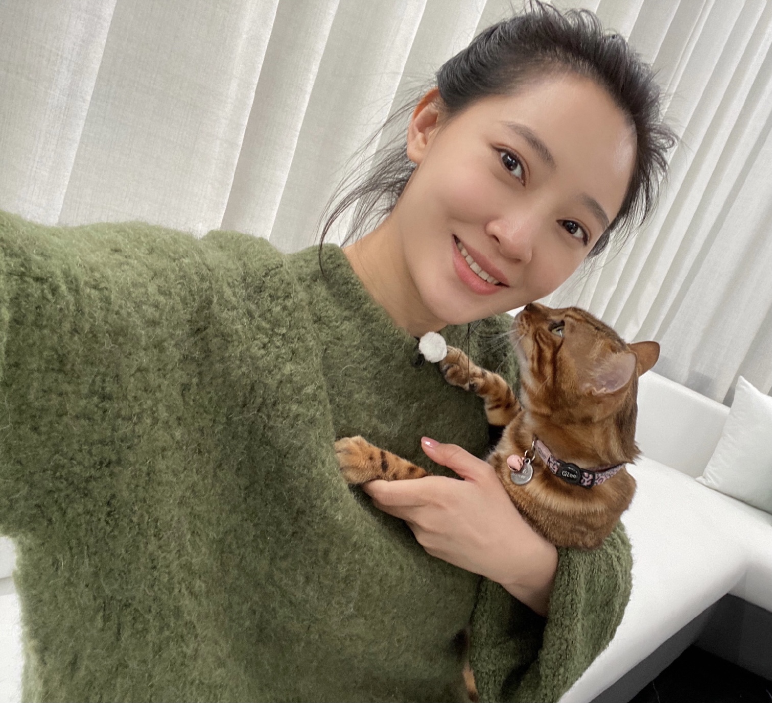 秦子越全方位"伺候"聂远,李诞笑称要将朱丹外号送给她:卑微女_妈妈