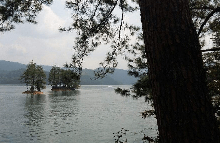 江西被忽略的宝藏湖泊，是西湖的4倍大，改名后本地人都很懵