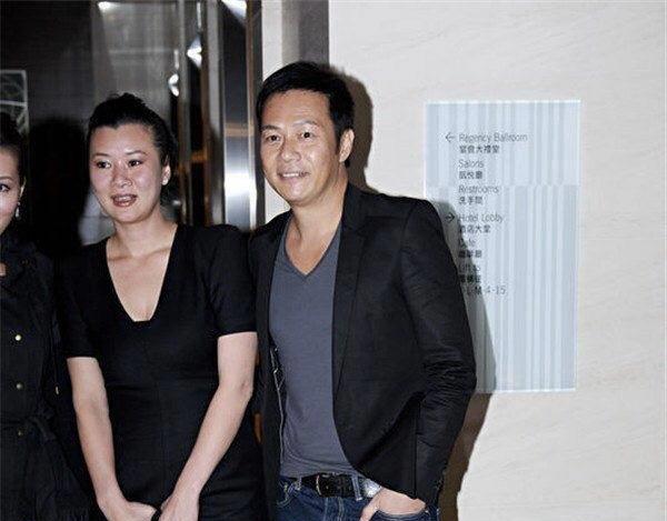越大越靓,撞脸女神钟嘉欣_张兆辉_老婆_女儿