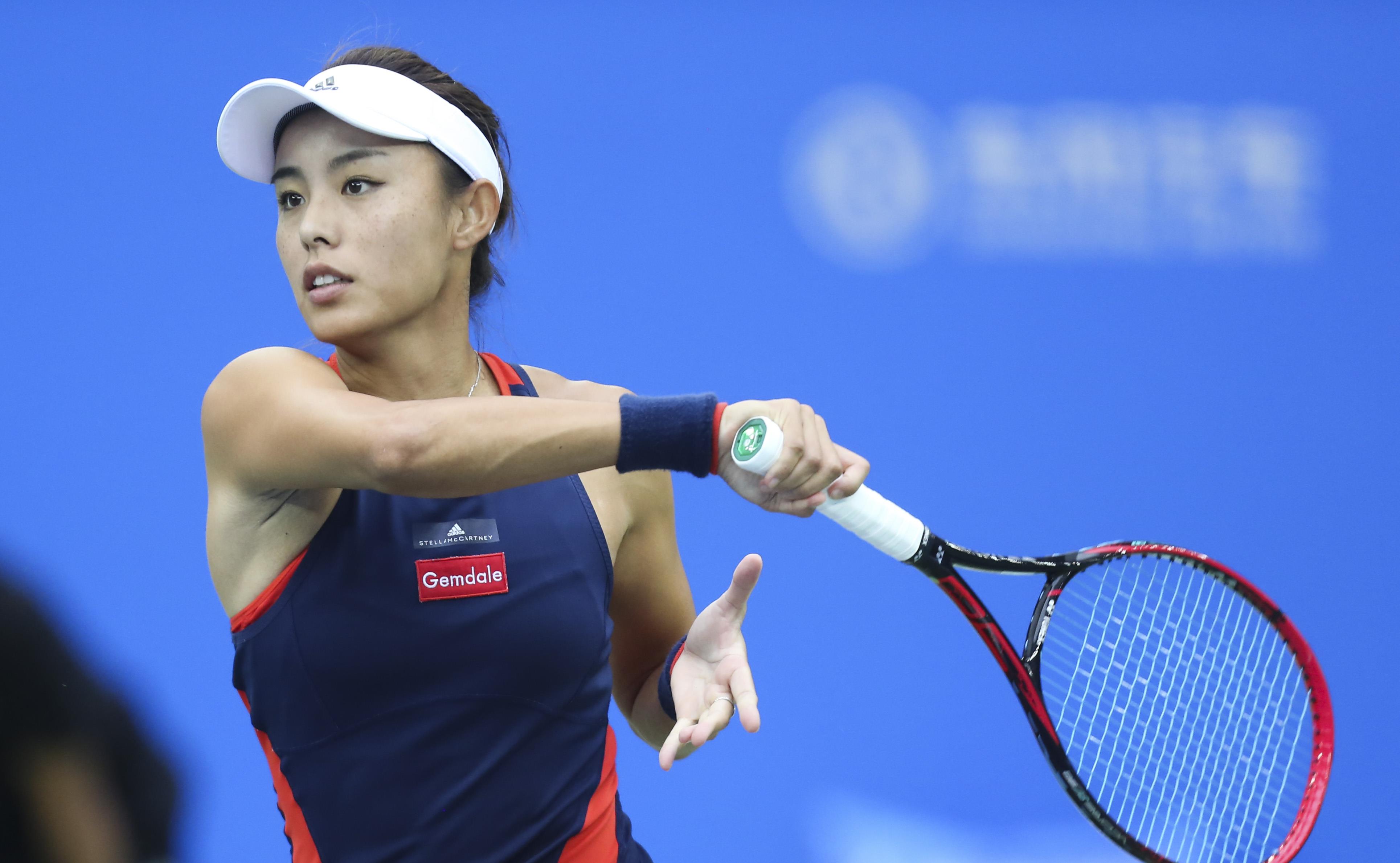 15岁少女高芙温网引热议,中国金花王蔷:我不知道她怎么做到的_选手