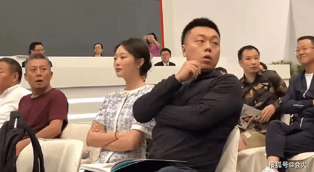 “京圈贵妇”多次炫富翻车,原来嫁了个假豪门?