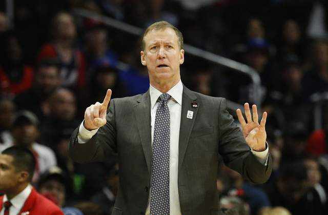 犹他爵士队正在寻找一位教练,谁能够替代奎因-斯奈德?_米切尔_1_nba