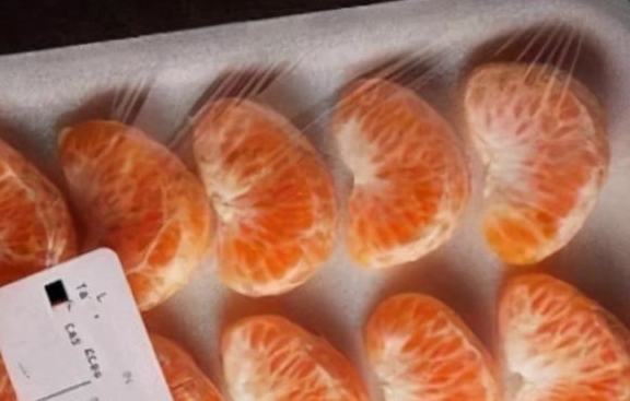 原创超市让人哭笑不得的过度包装橘子分瓣还能忍看到鸡蛋憋不住了
