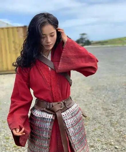 原创刘亦菲替身曝光盘点成功替身演员颜值高也很难出名