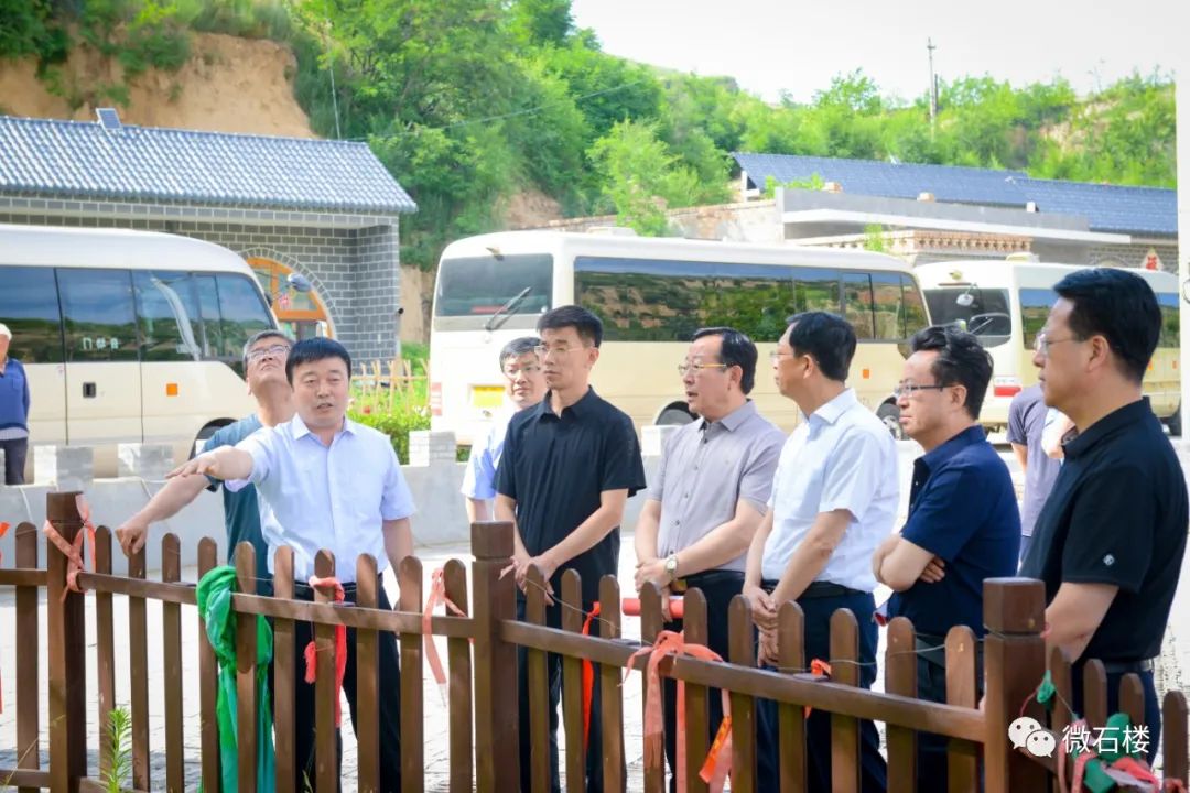 顾昭明带队在石楼县调研禁牧轮牧休牧立法工作