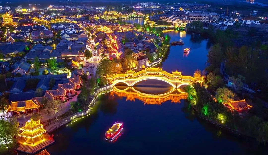 坐稳扶好深呼吸台儿庄古城夏日航拍美炸了