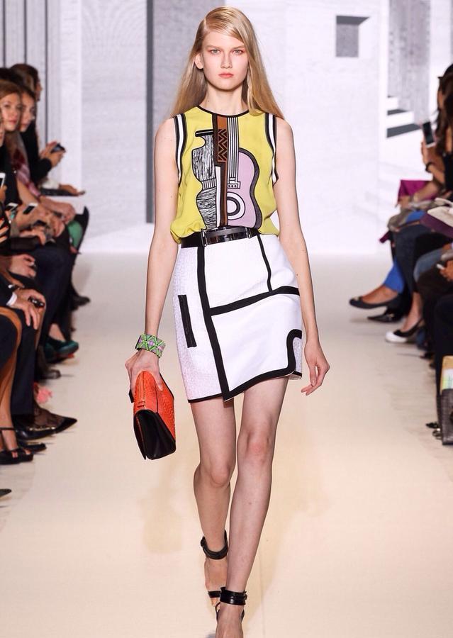 奔三奔四的女人,夏天这样穿"波普风"服饰,年轻好看不过时_时尚_连衣裙