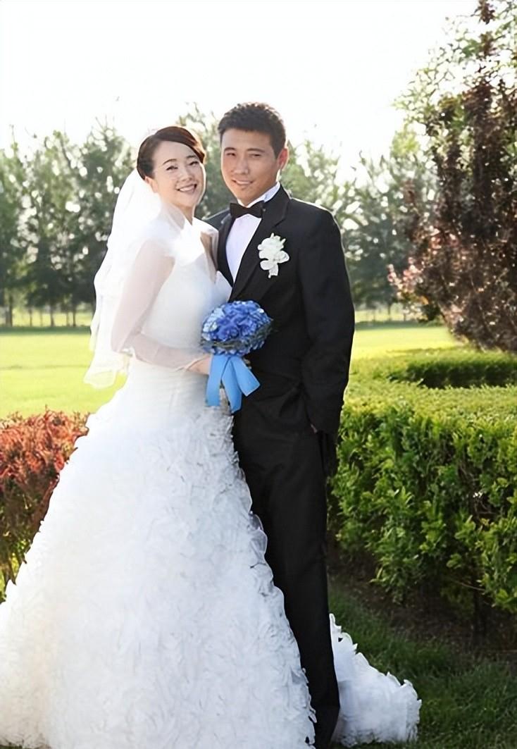 李乃文不是结婚了吗?黄金配角的婚姻至今成谜