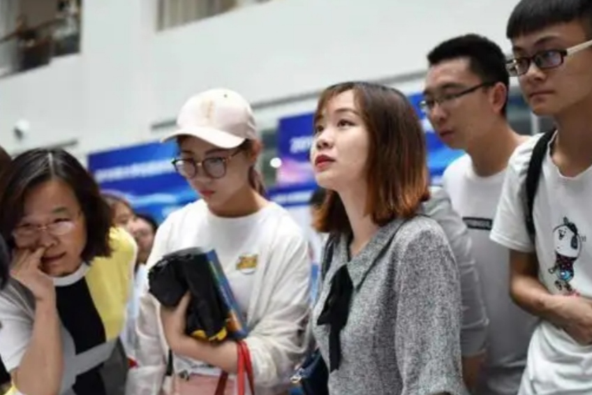 上海储备人才招聘信息公开东北985全军覆没部分海归也被淘汰BOB全站(图1)