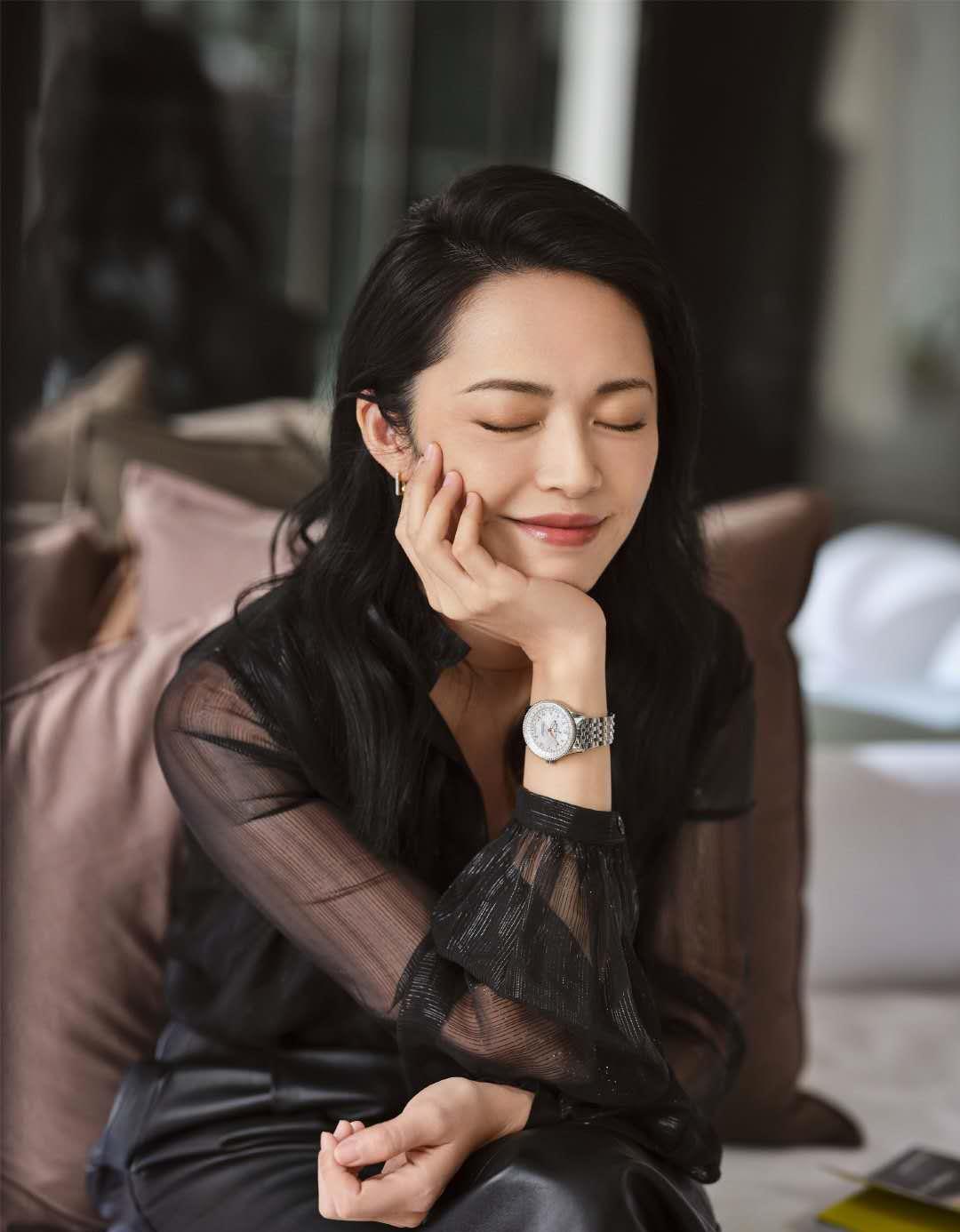 原创姚晨的私服干练又精致熟龄女人这样穿轻松拥有职场女强人气场