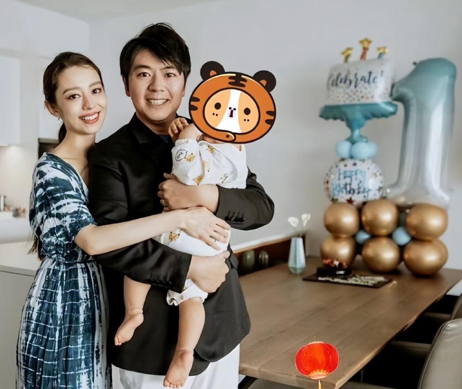 嫁给钢琴王子郎朗生下一个儿子吉娜的生活幸福吗