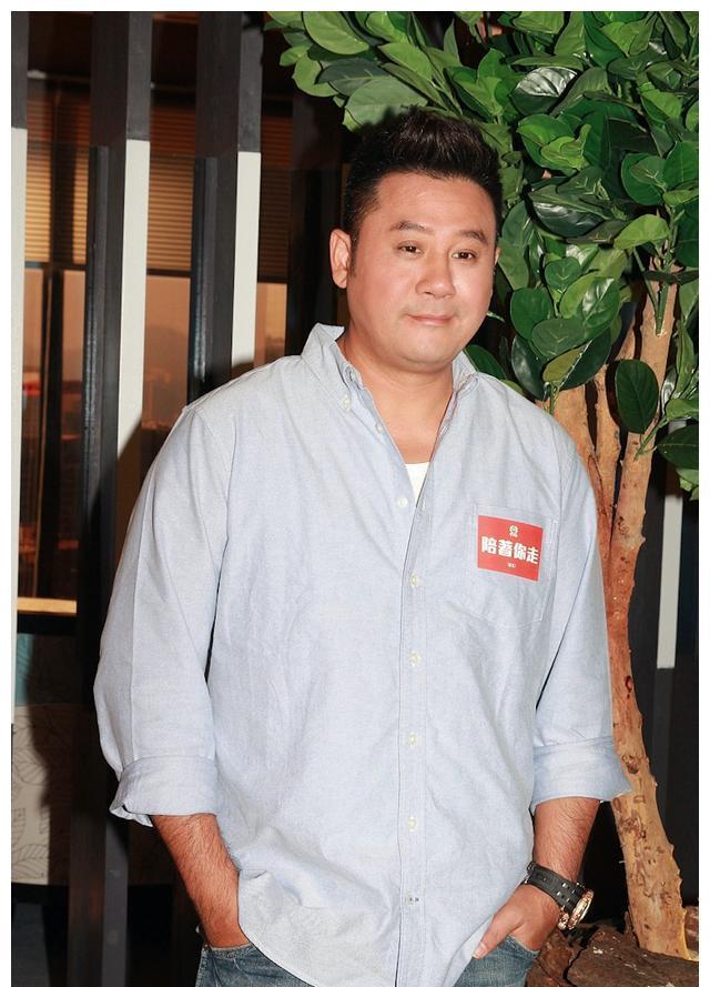 52岁tvb艺人麦长青按揭房屋为妻还款百万,妻子炒卖手机卷入_高层