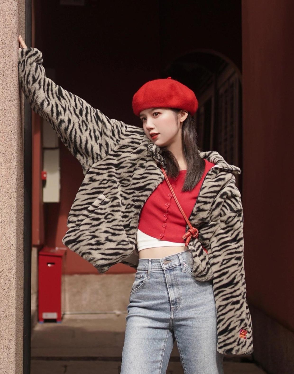 原创想要穿出独特个性试试豹纹外套吧扑面而来的野性美