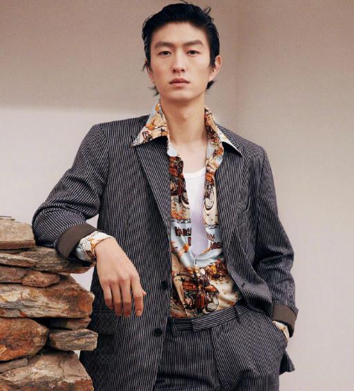 雎晓雯被曝恋情,男方爱情丰富,前女友都是气质美人_cici_感情_春夏