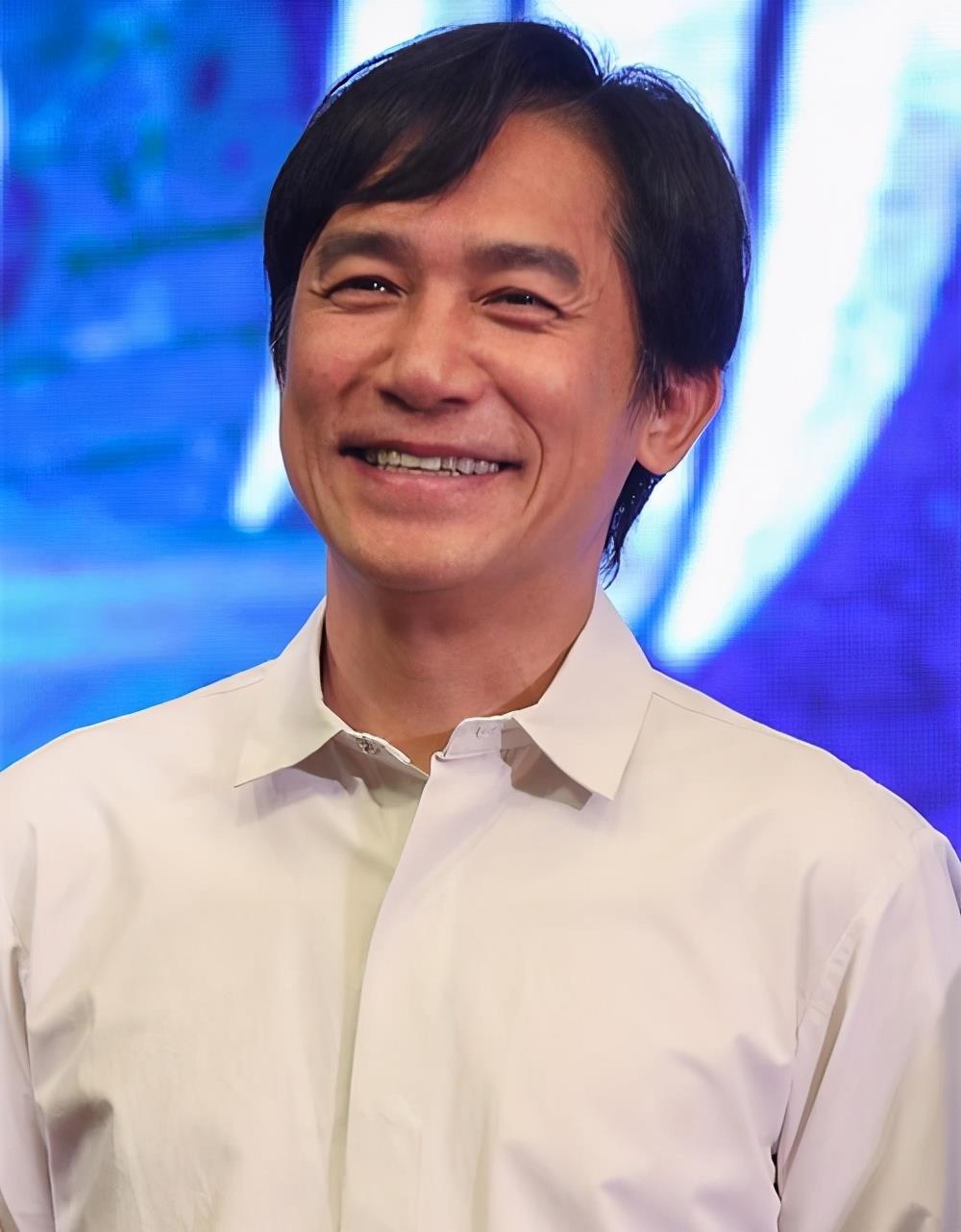 视帝郭晋安近照曝光曾经的千面小生如今脸僵似蜡像