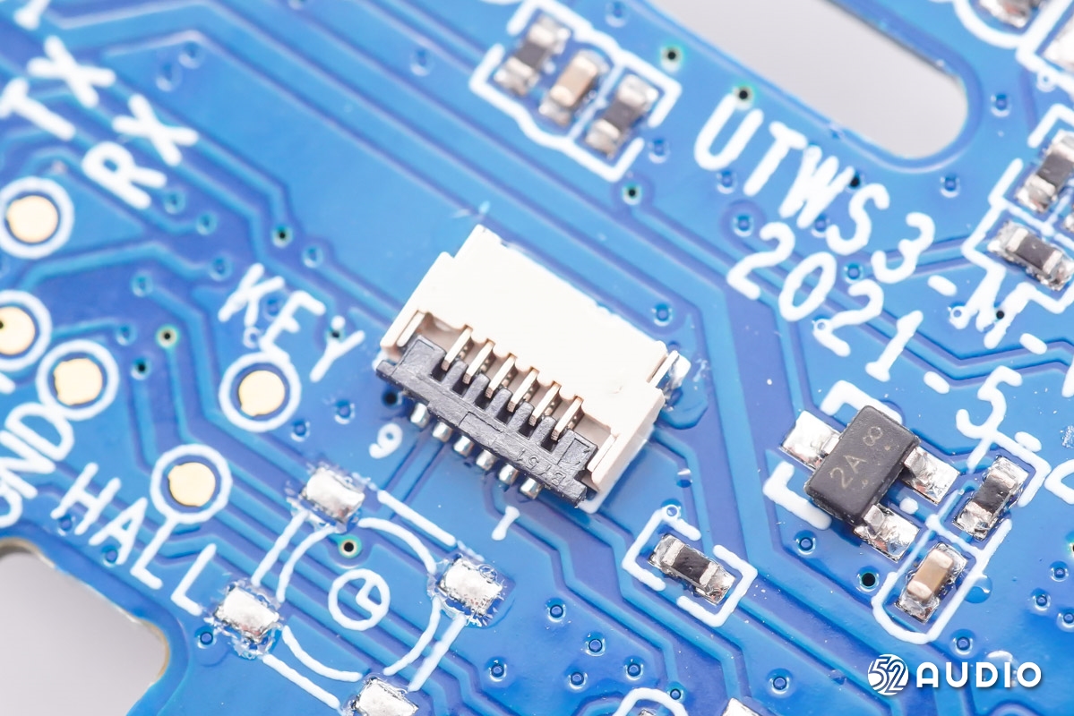 搭载高通qcc5141蓝牙芯片支持骁龙畅听飞傲fiioutws5真无线耳挂拆解