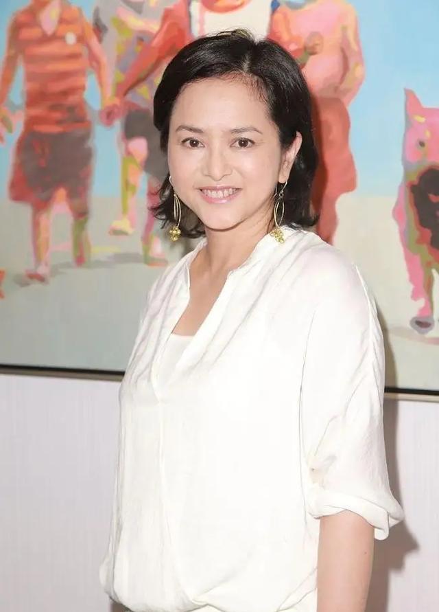 原创林志颖的初恋叶蕴仪嫁入豪门被丈夫抹黑靠售楼处卖房发家