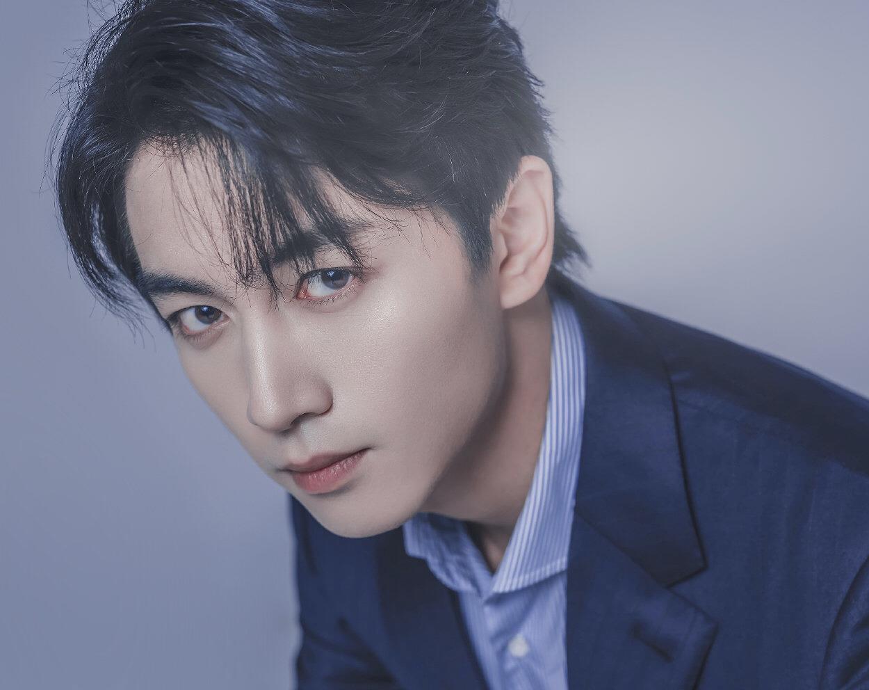 梦华录刚播就爆陈晓畅饮扎啤心情佳半张侧脸依旧不得了