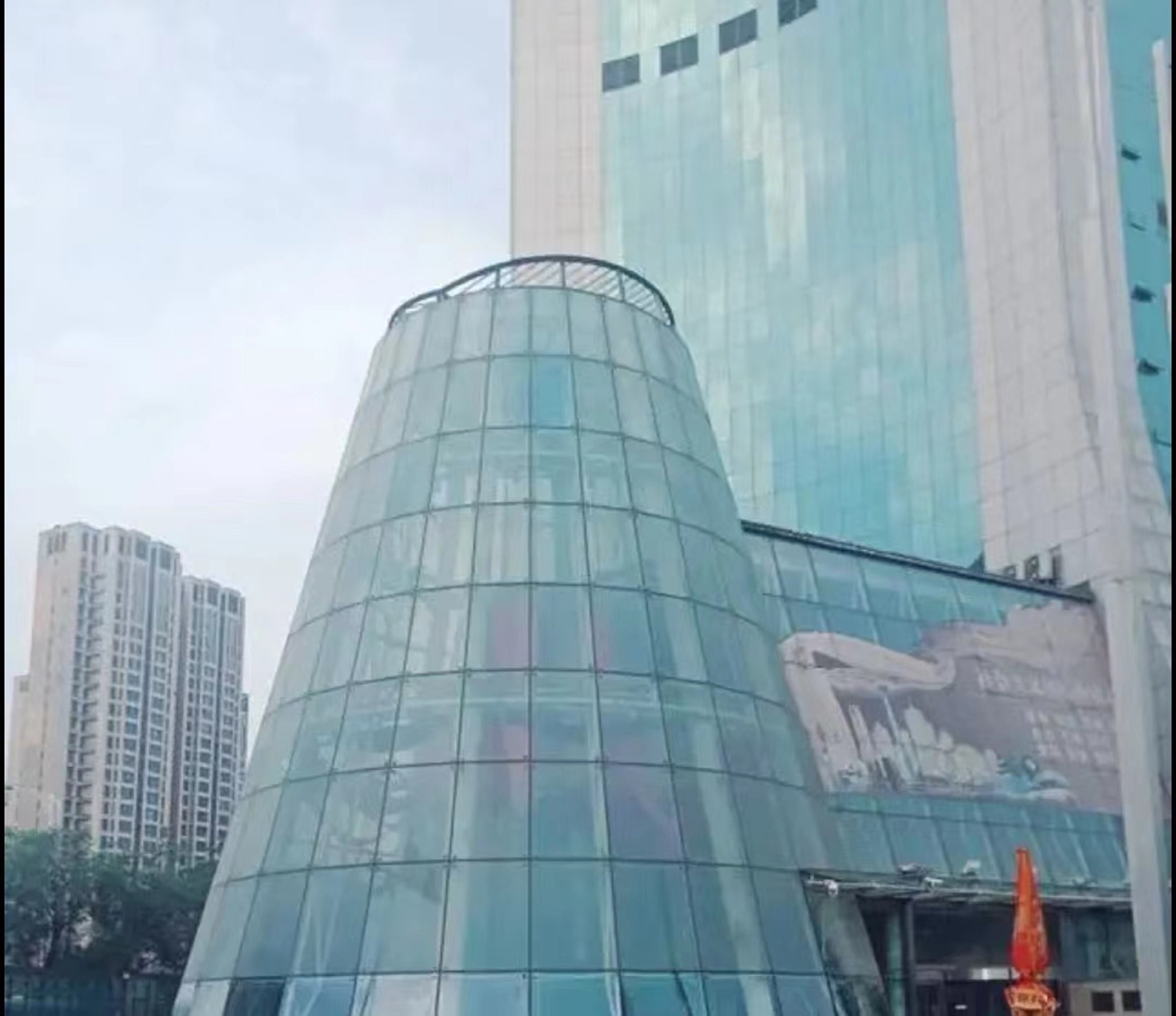 天津日报大厦14楼照片图片